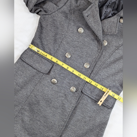 🎉 Forever 21 Double-Breasted Coat - Picture 11 of 15